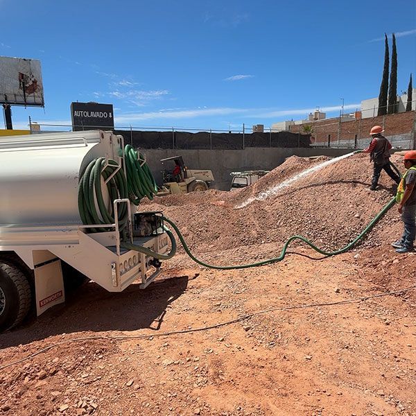 PIPAS DE AGUA DARIEL-Cobertura en toda la capital potosina