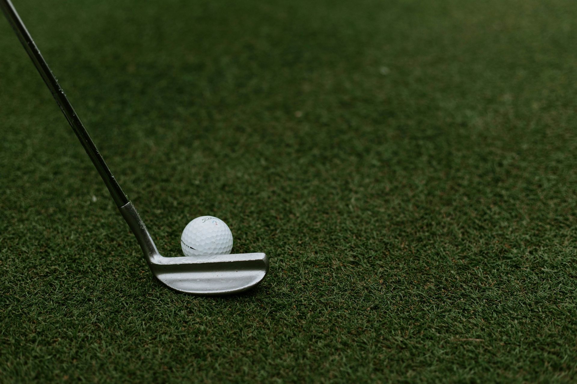 Putting is where the strokes are