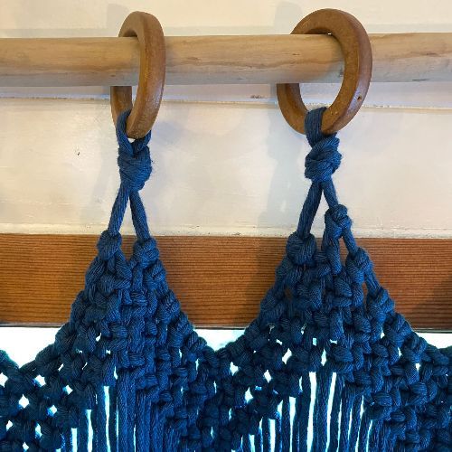 Matching curtain rings to the interior