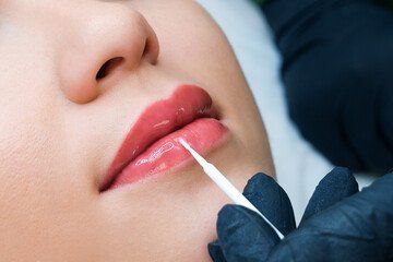 full-lip-color