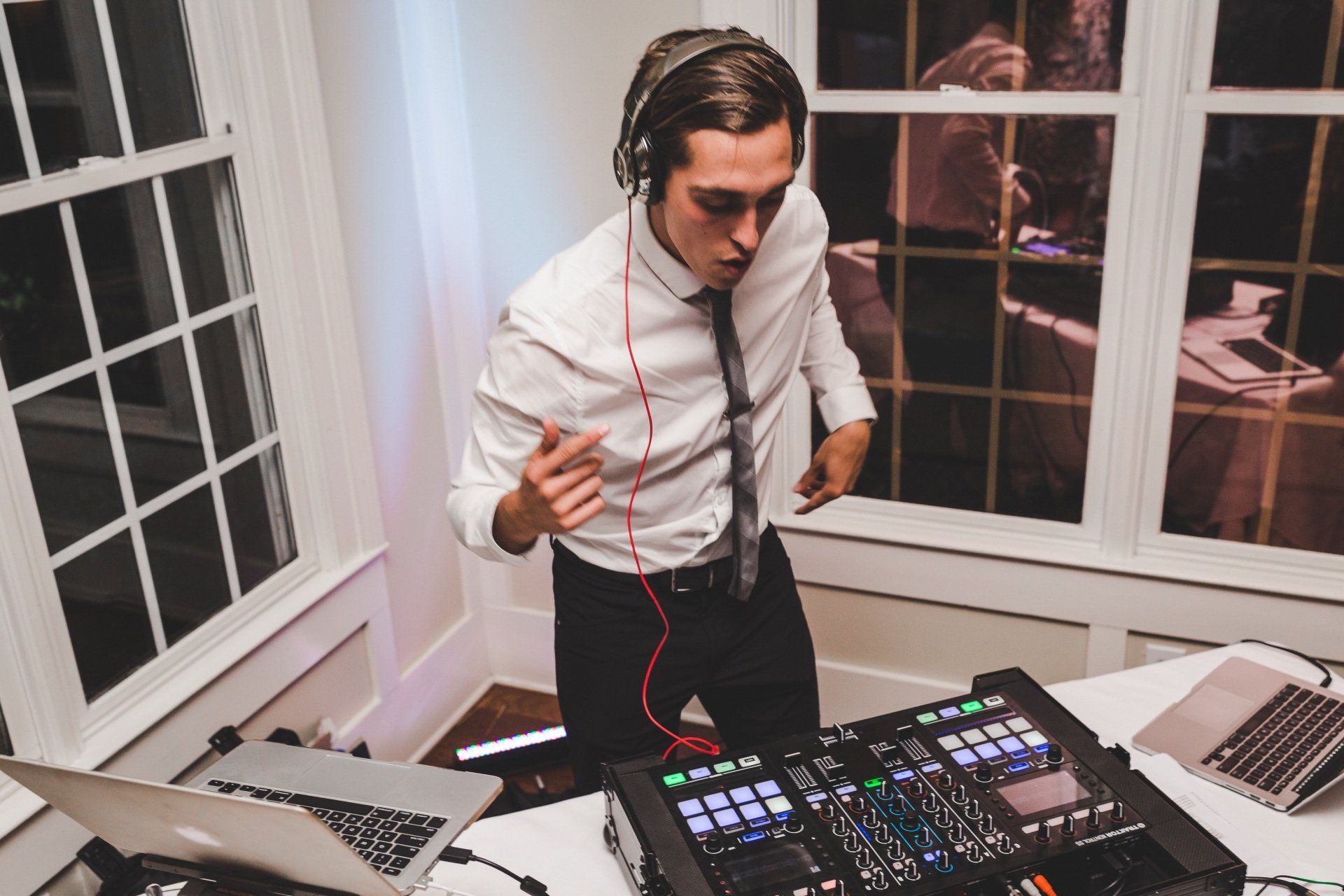 dj roman
