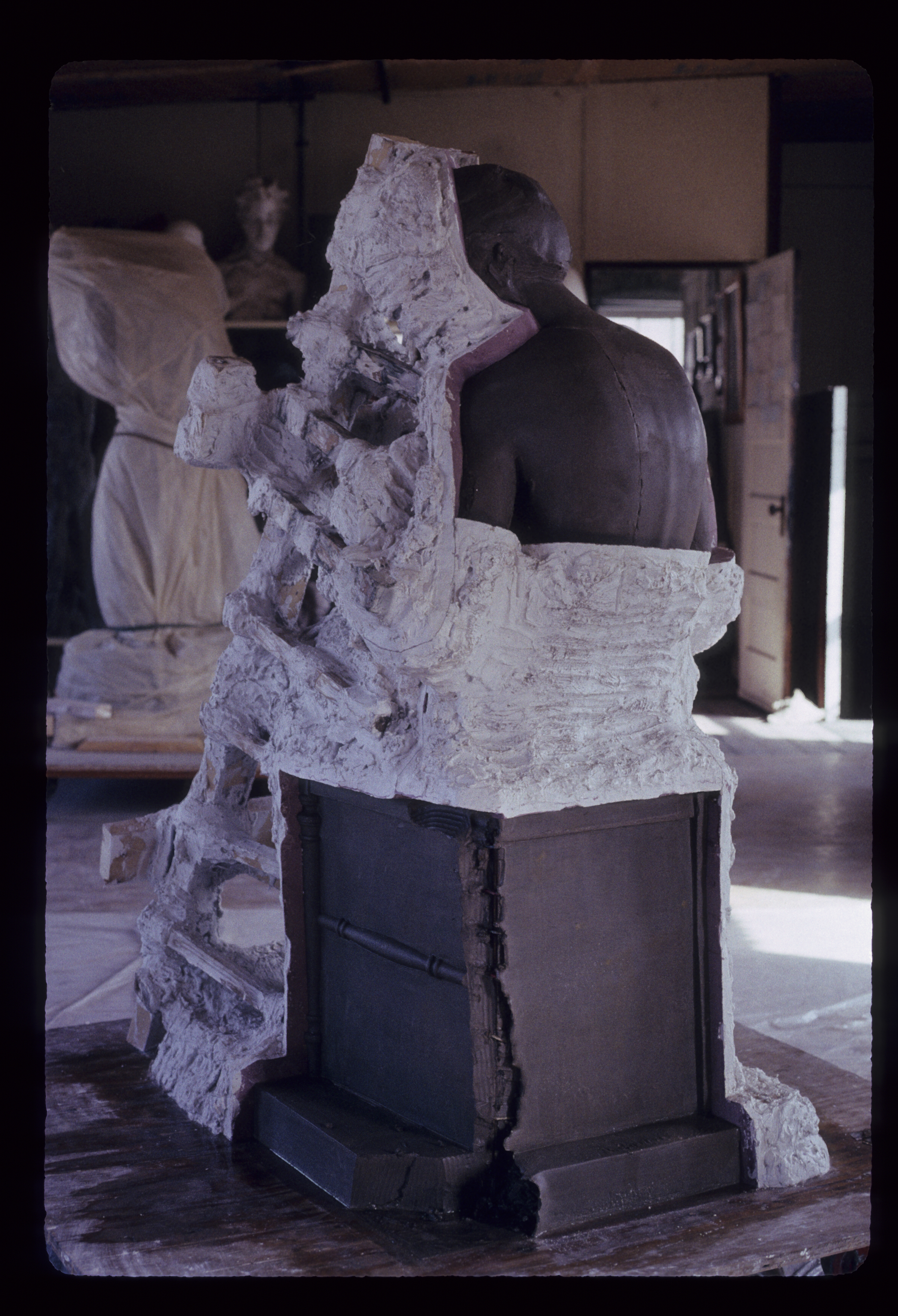 the process of sculpting