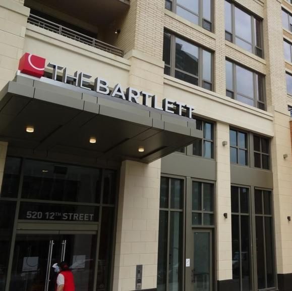 The Bartlett JBG Smith luxury apartment Arlington VA