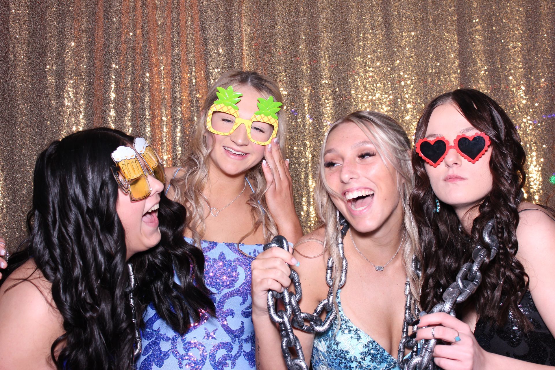 It's the Party PhotoBooth!