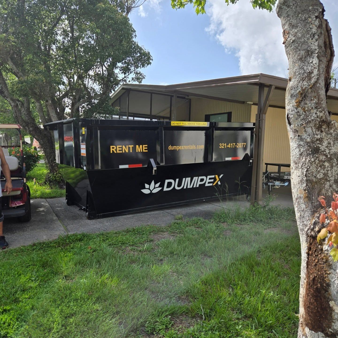 Comparison of 15-yard and 20-yard roll-off dumpsters for rent in Orlando.