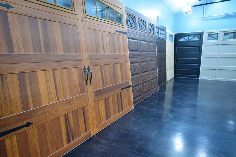 Modern garage door | Russellville, AR | Mize Garage Doors, Inc. Modern garage door | Russellville, AR | Mize Garage Doors, Inc.