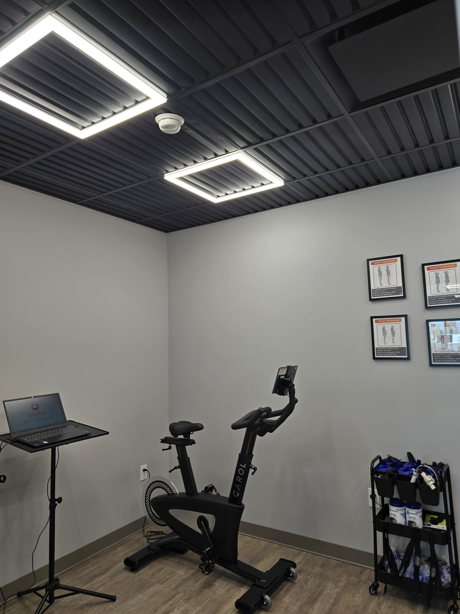 Interior view of a bike machine in the corner of The Smart Fit Method