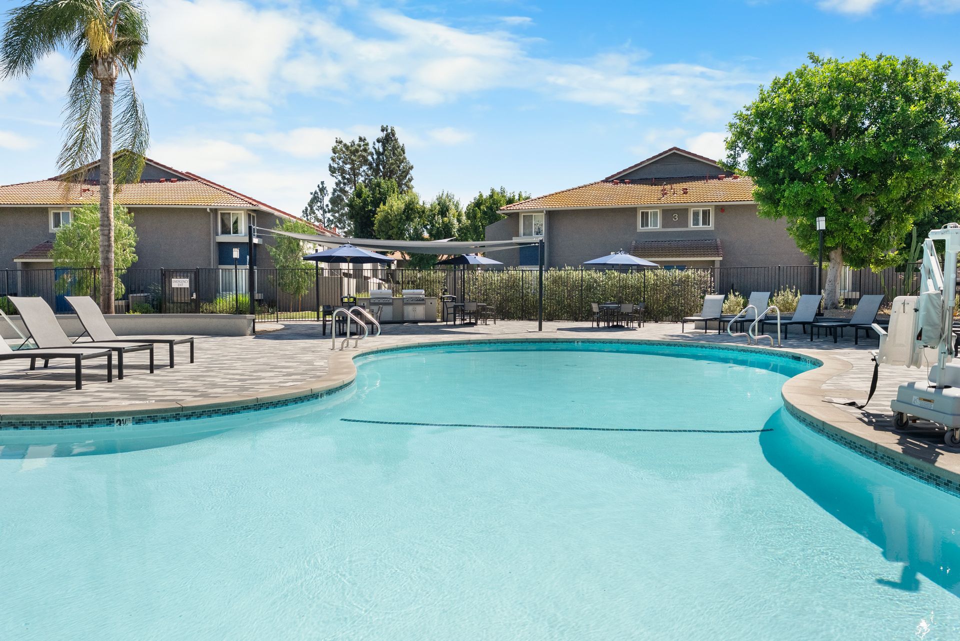 swimming pool