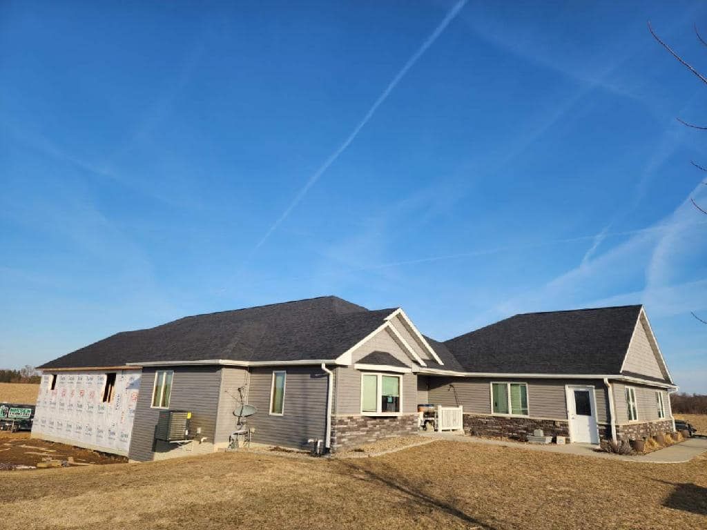 Cedar Rapids roofing services