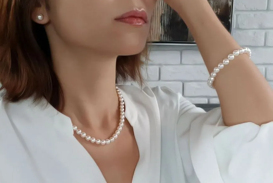 bracciale e collana di perle di pregio
