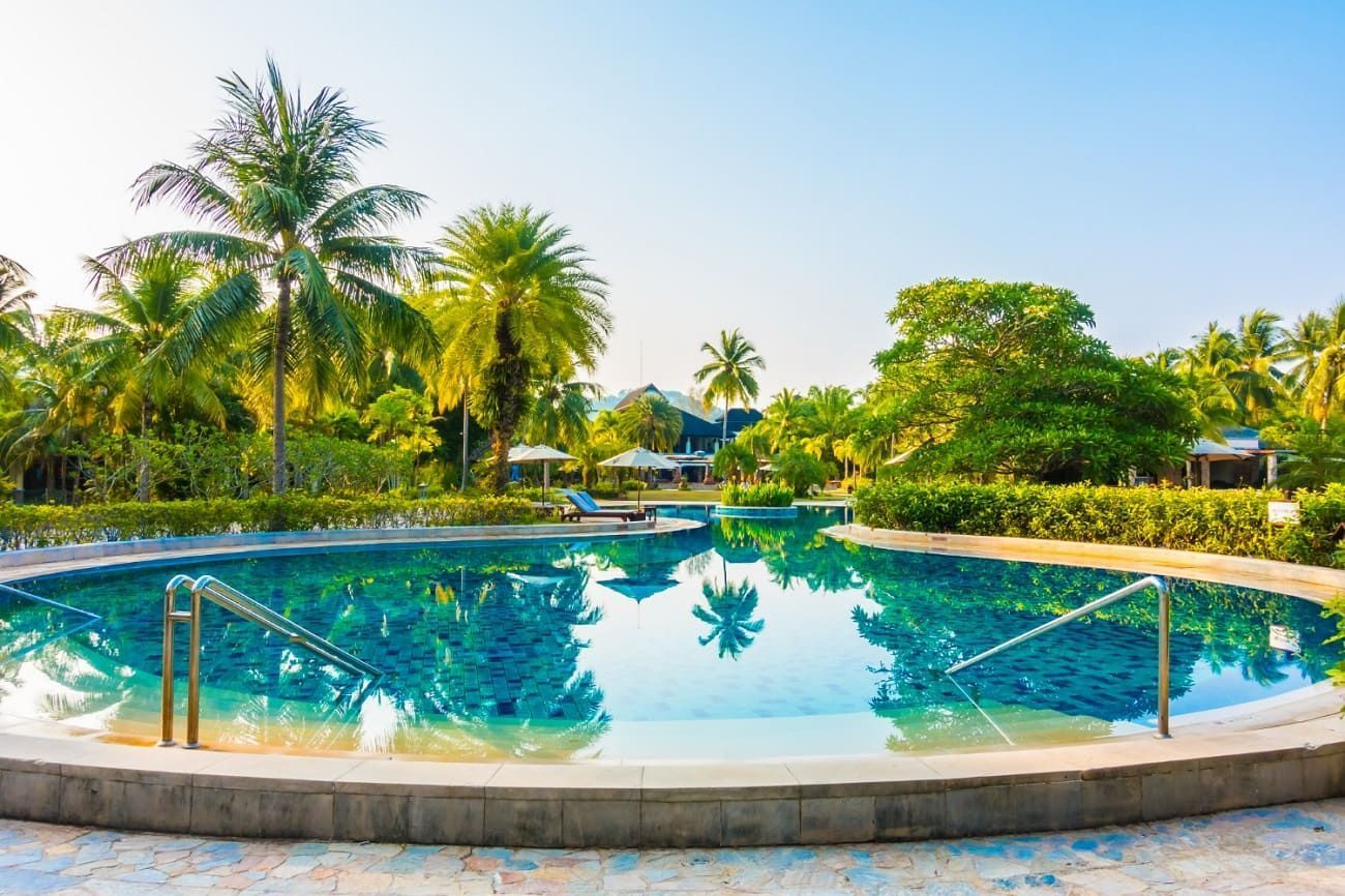Maintain Stone Pool Tile