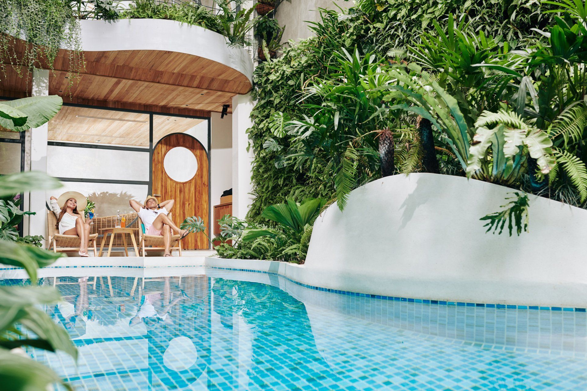 pool tile cleaners