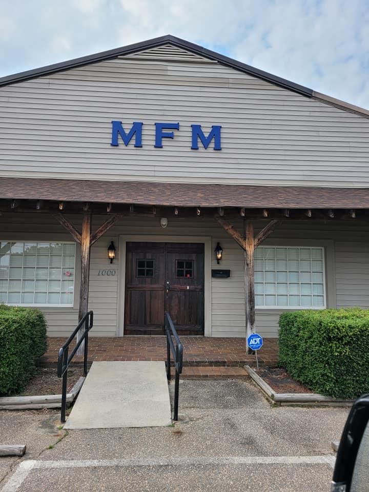 Building entrance with 