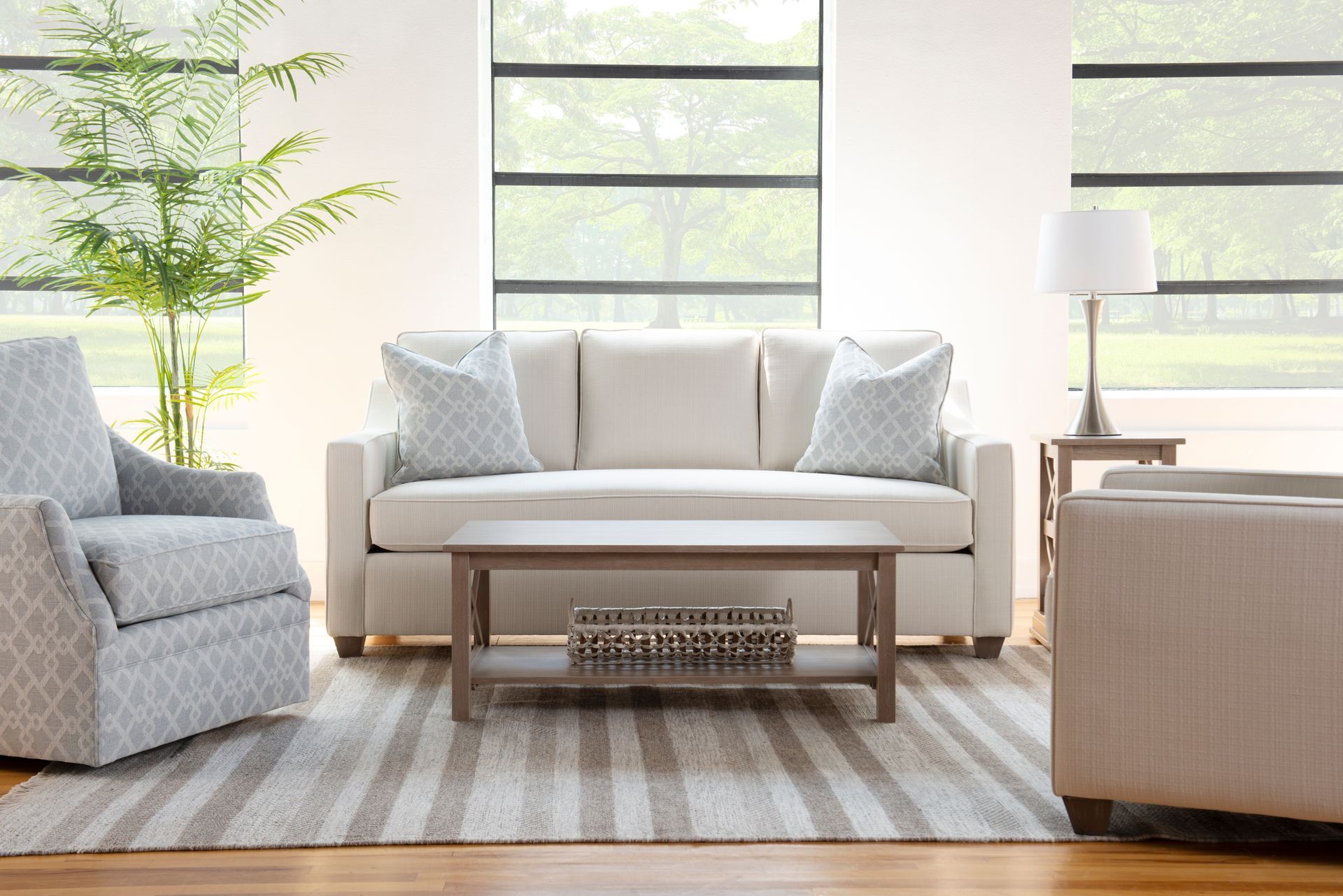 Beautiful classic sofa by JP Home