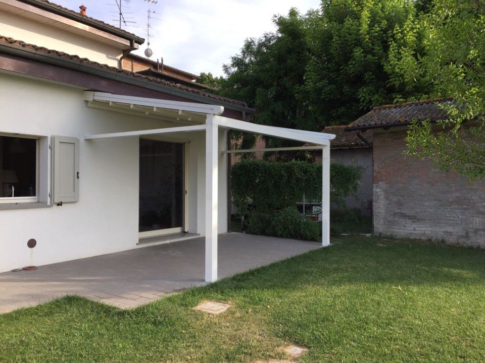 pergola