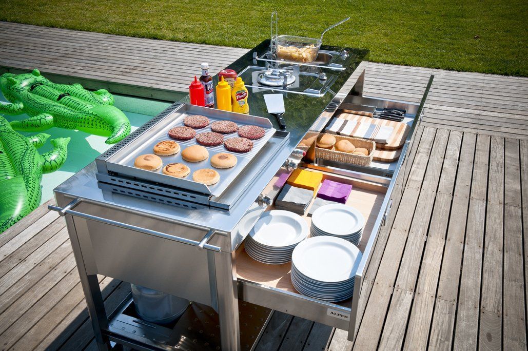 Cucine moderne a Milano: scompartimenti cucina alpes inox