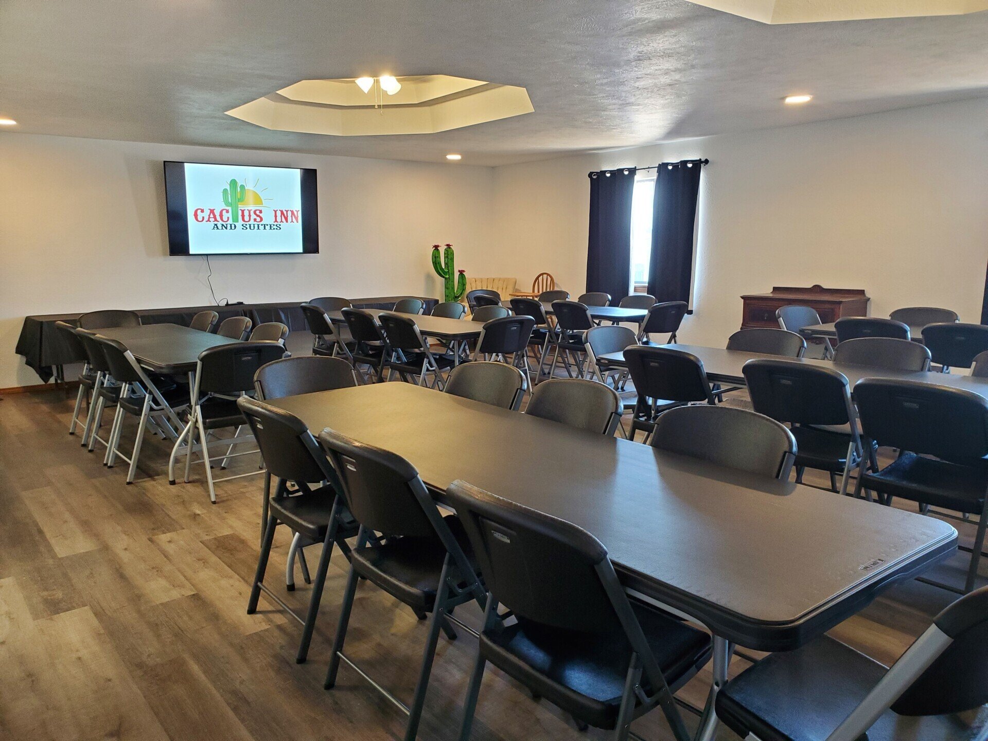 Cactus Inn & Suites Mountain Grove, Missouri