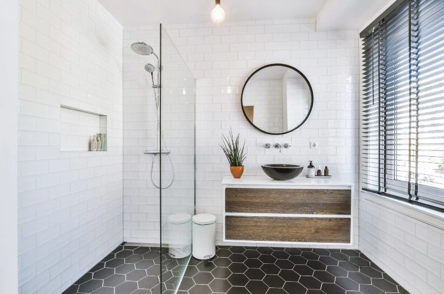 Bathroom Remodel vs. Renovation: What&rsquo;s the Difference?