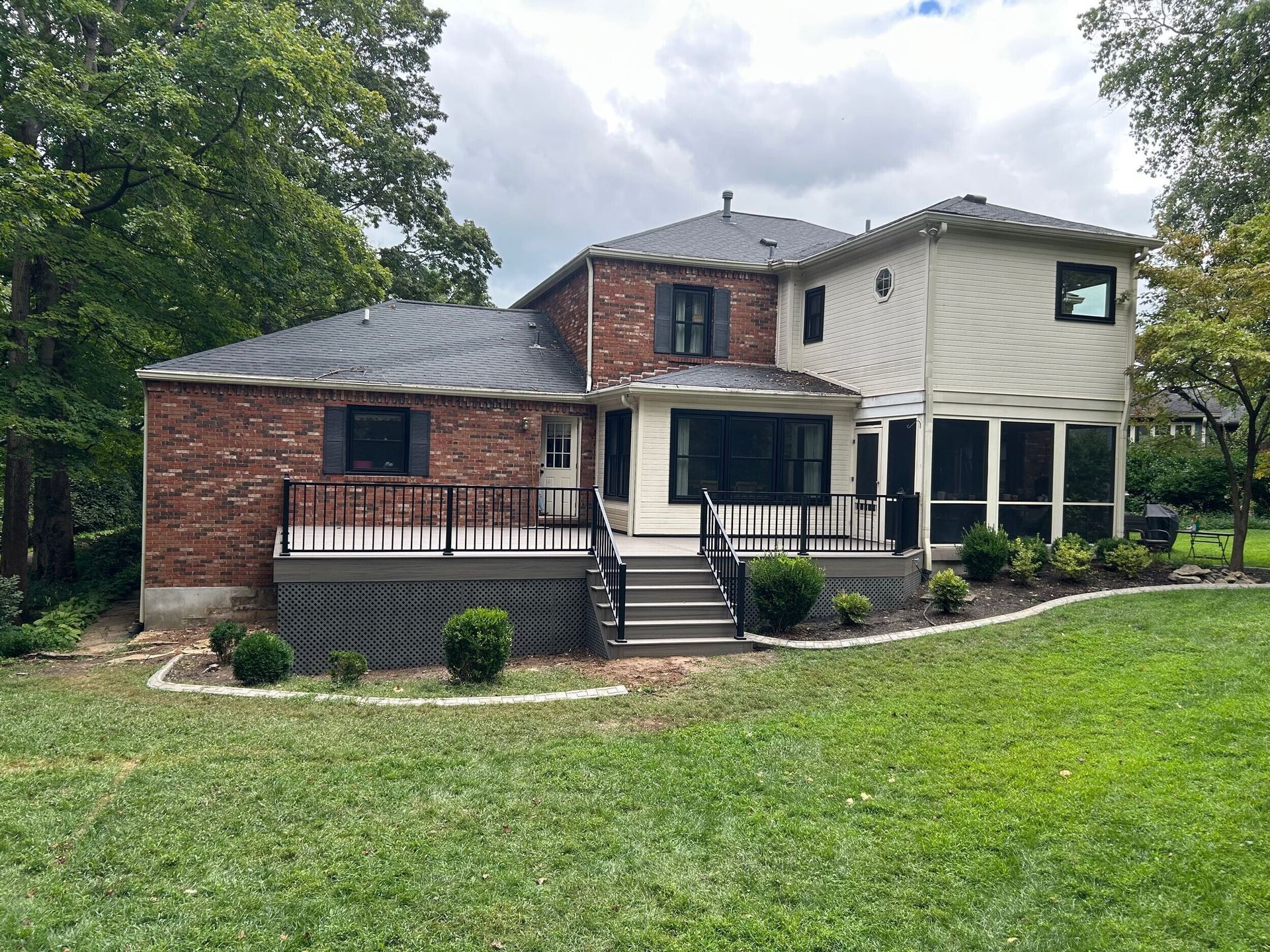 Case Study: Trex Enhance® Rocky Harbor Deck Replacement – Louisville, KY 40222