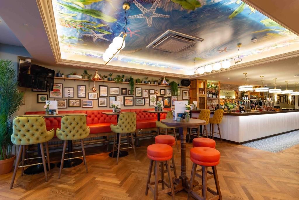 Oyster House, Mumbles 8