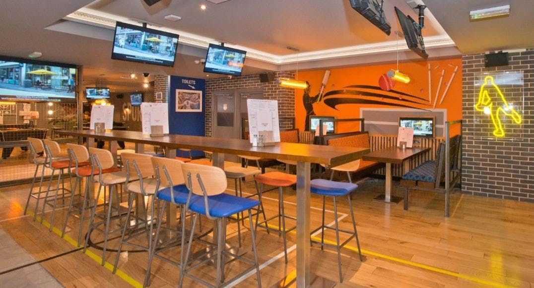 Sports Bar & Grill, Old Street, London 6