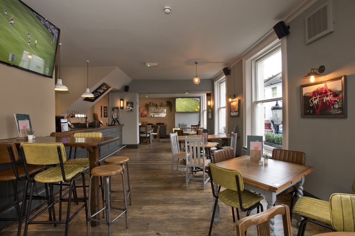 The Prince of Teck, Earls Court 5