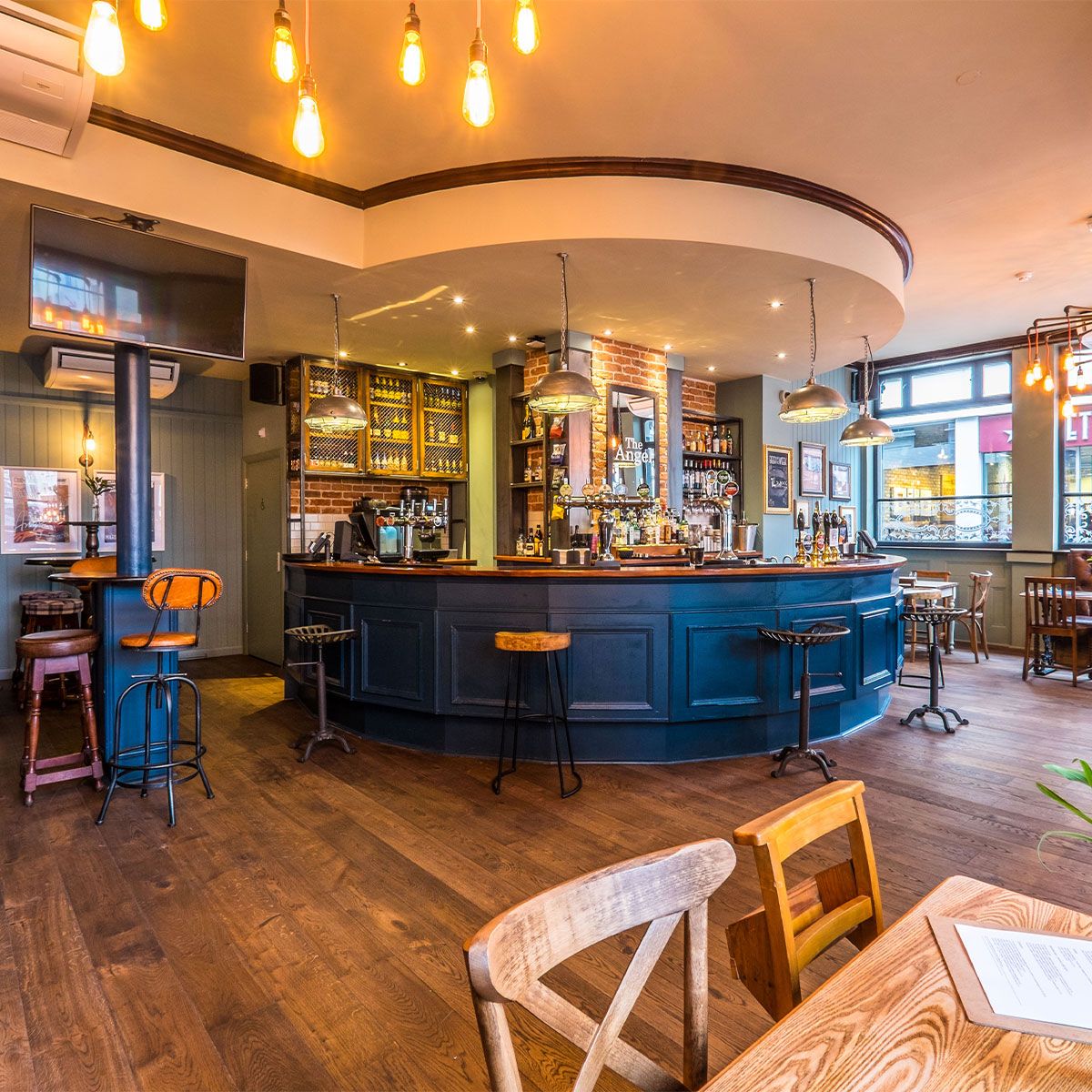The Angel, Old Street, London 1