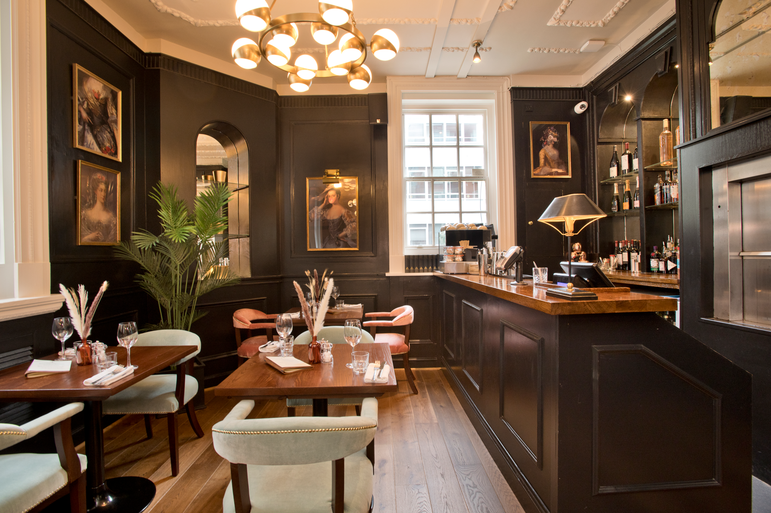 The Duchess, London 9