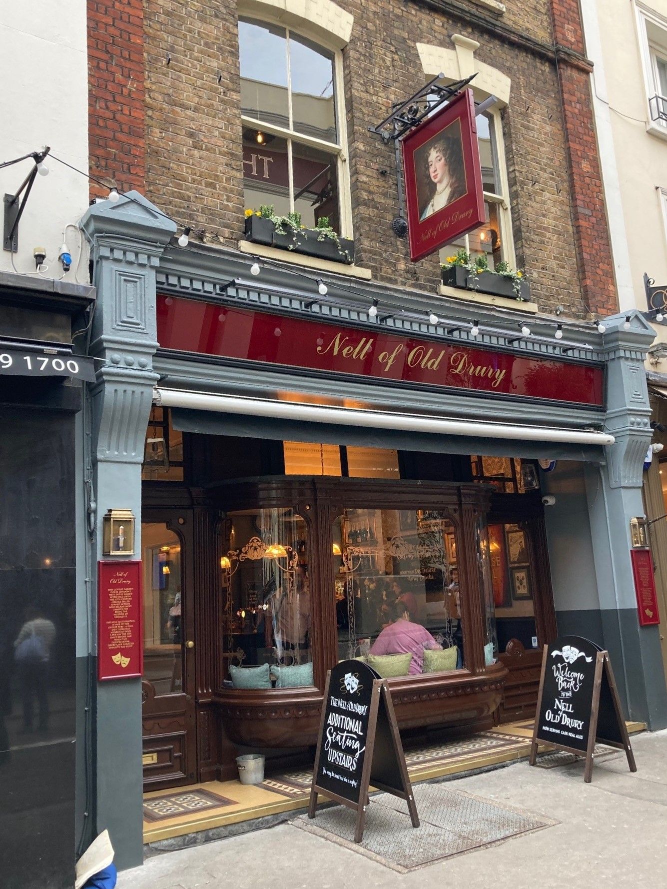 Nell of Old Drury, Covent Garden, London 1