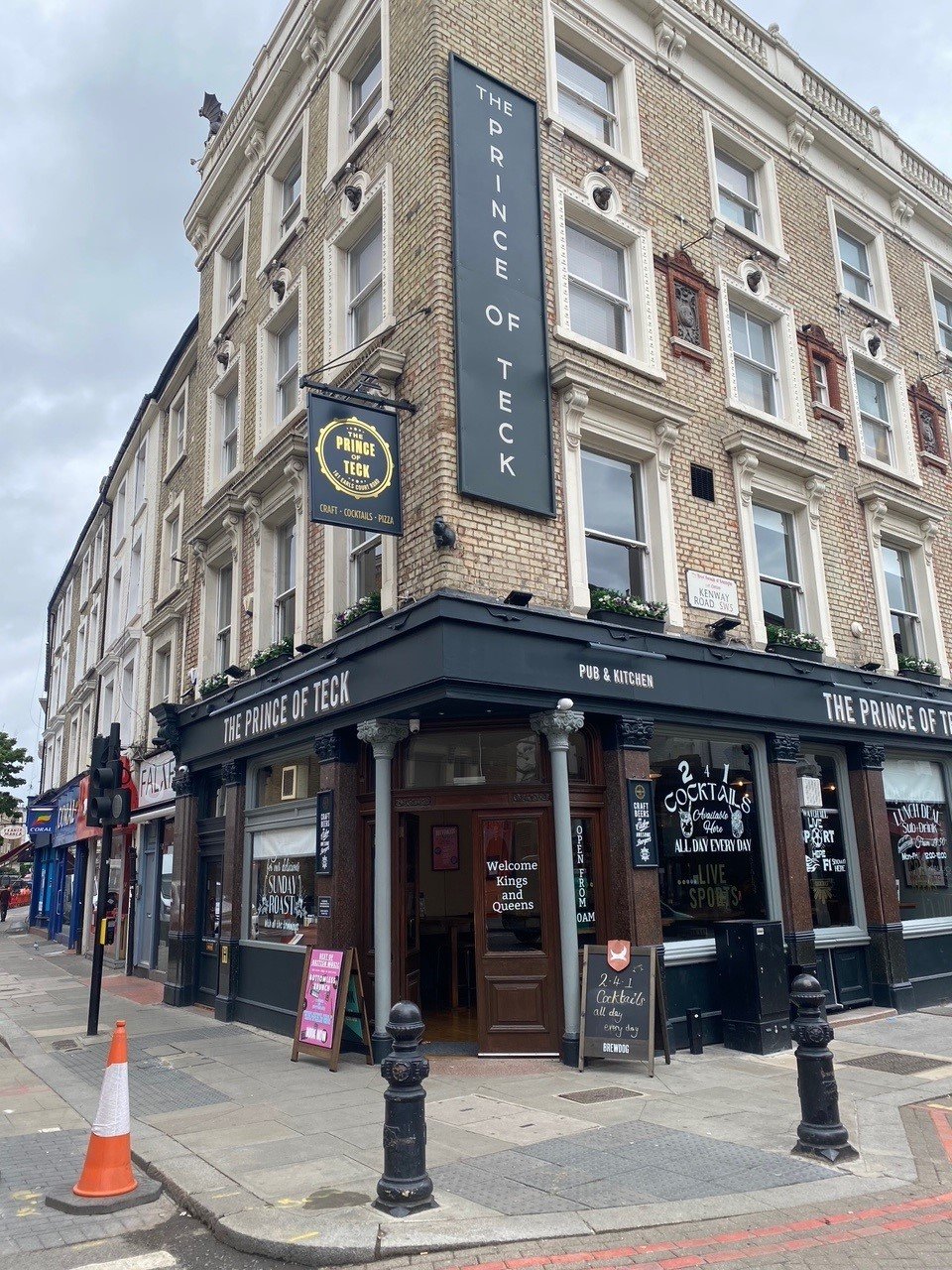The Prince of Teck, Earls Court 8