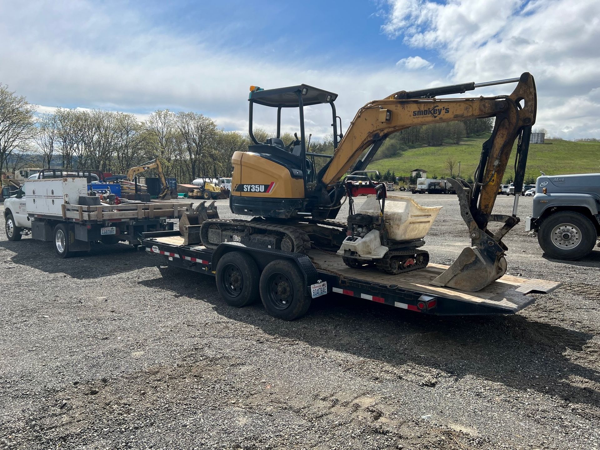 Excavator — Snohomish, WA, — Smokey’s Tractor Werx & Excavation Inc.