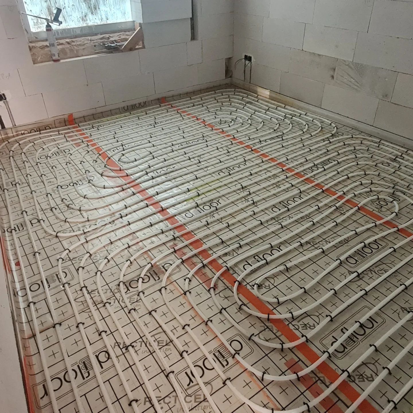 Vloerverwarming plaatsen
Averbode