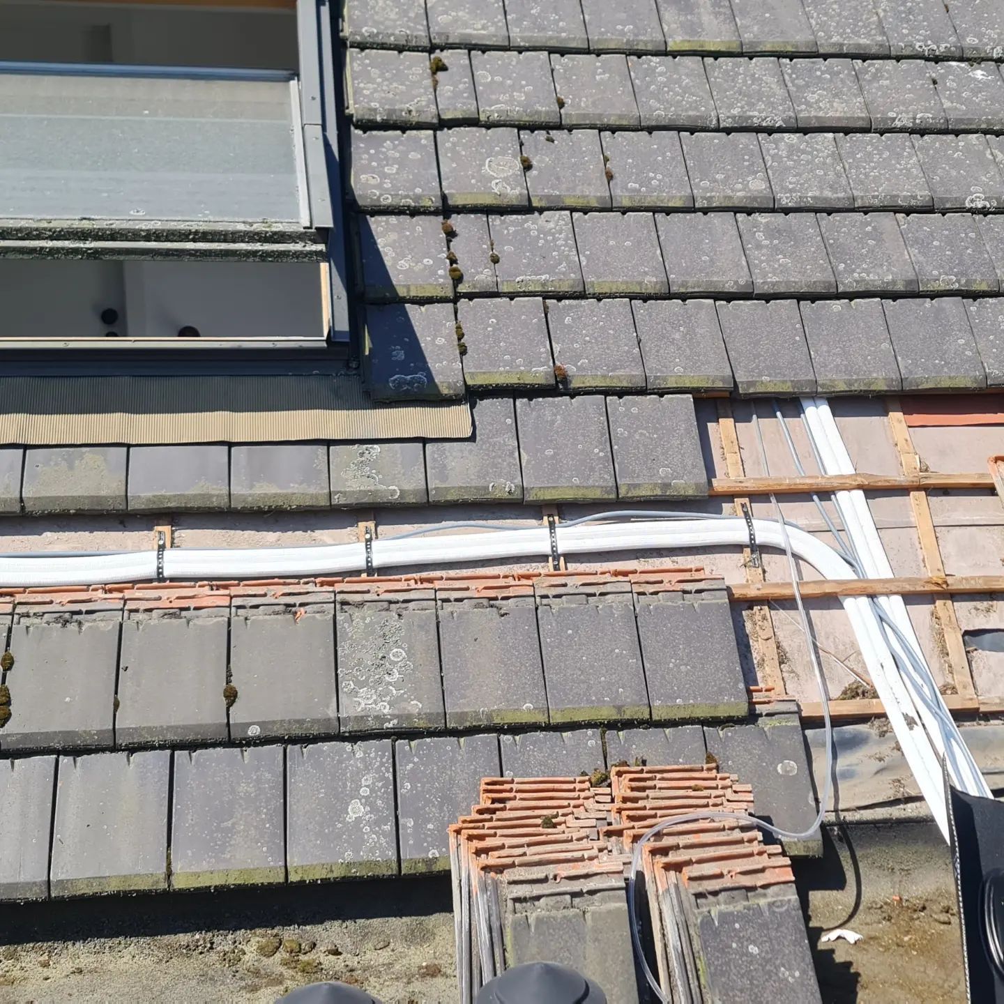 Airco leidingen onder dak
Keerbergen