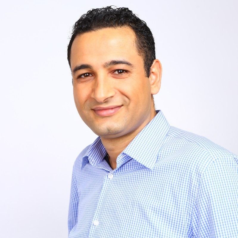 Rafik MNASRI / FONDATEUR DATA-TRICKS