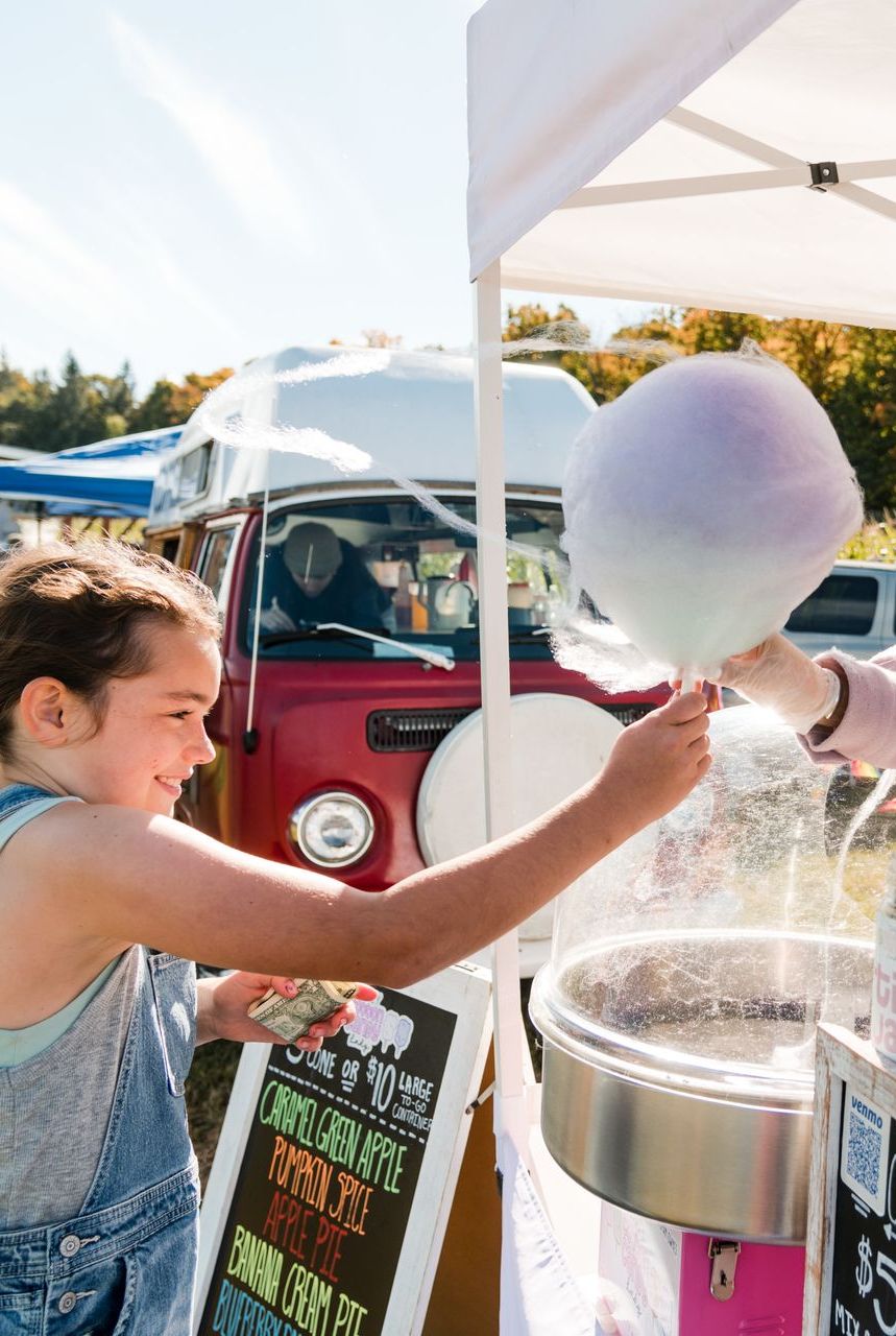 Isham Family Farmers Market