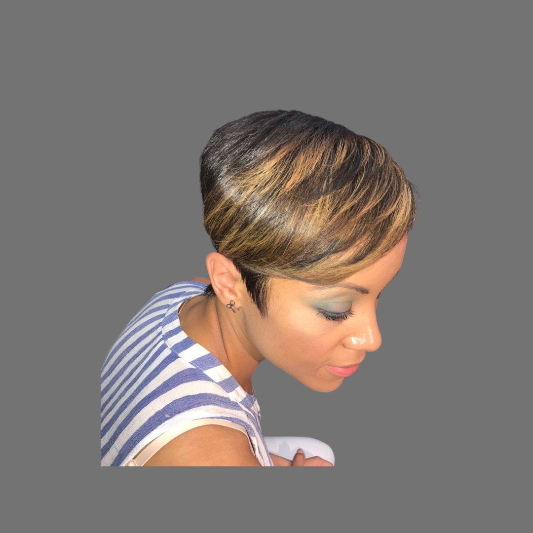 pixie cut, short hair, highlights