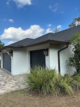 A home with seamless gutters in Land O Lakes, FL
