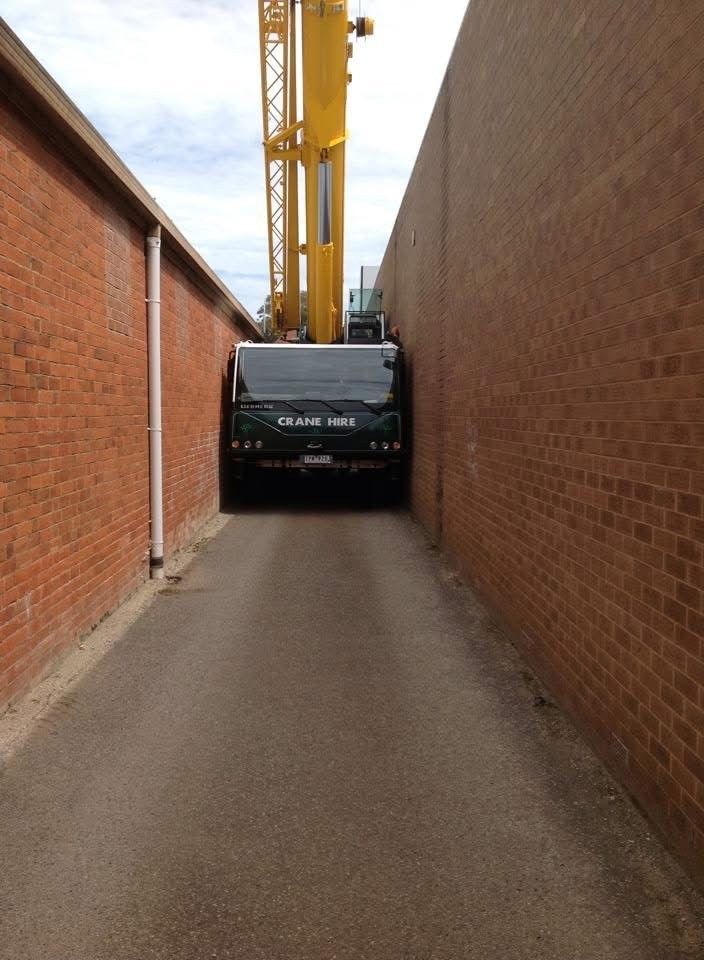 Liebherr 100 T Crane Lift Albury Wodonga