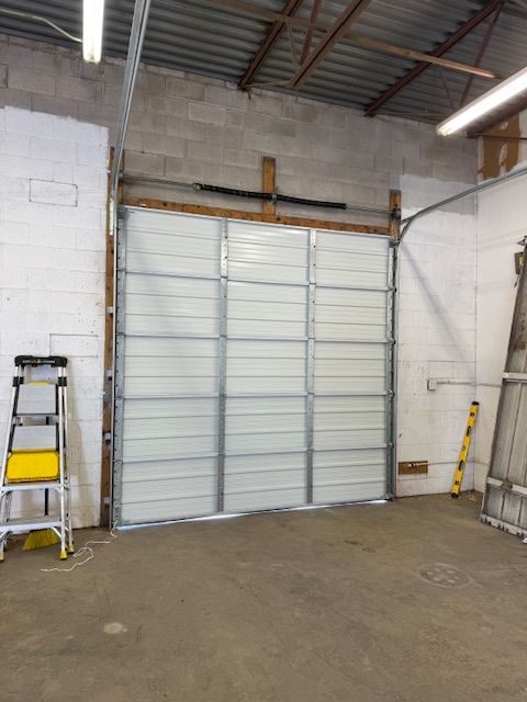 Commercial Ribbed Sectional Door