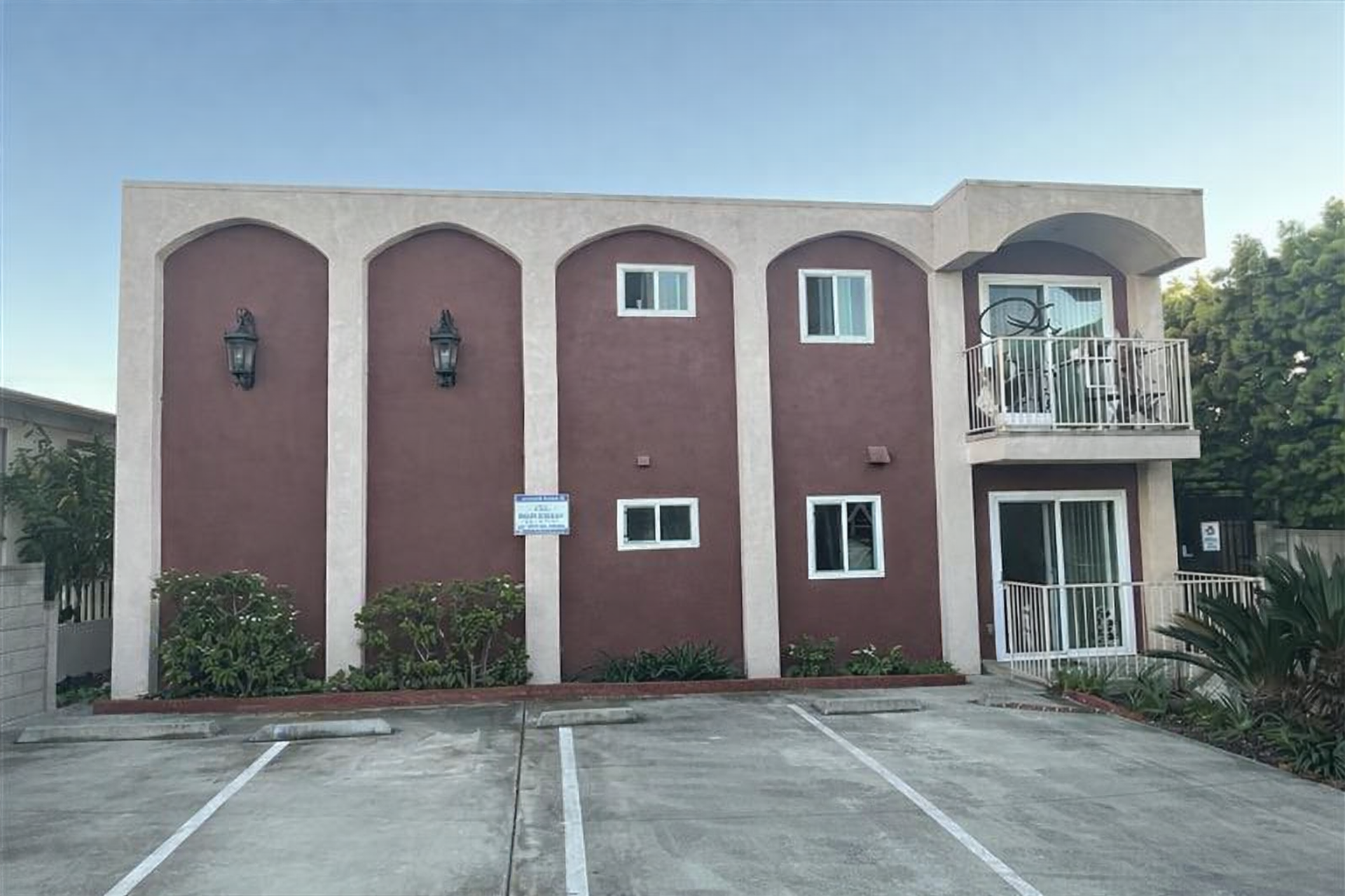 1617 Brookes Exterior Photo