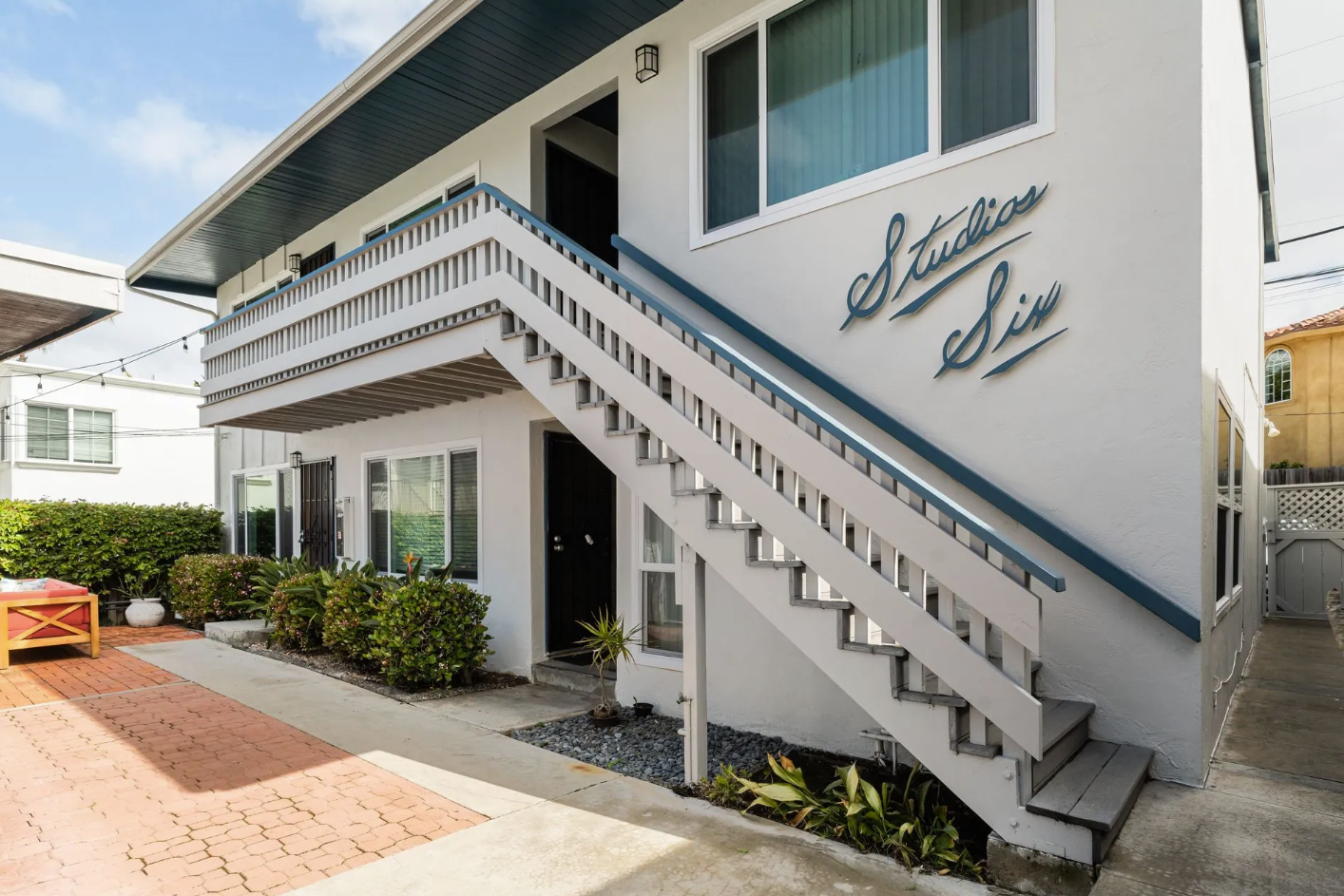 Studios Six Exterior Photo 