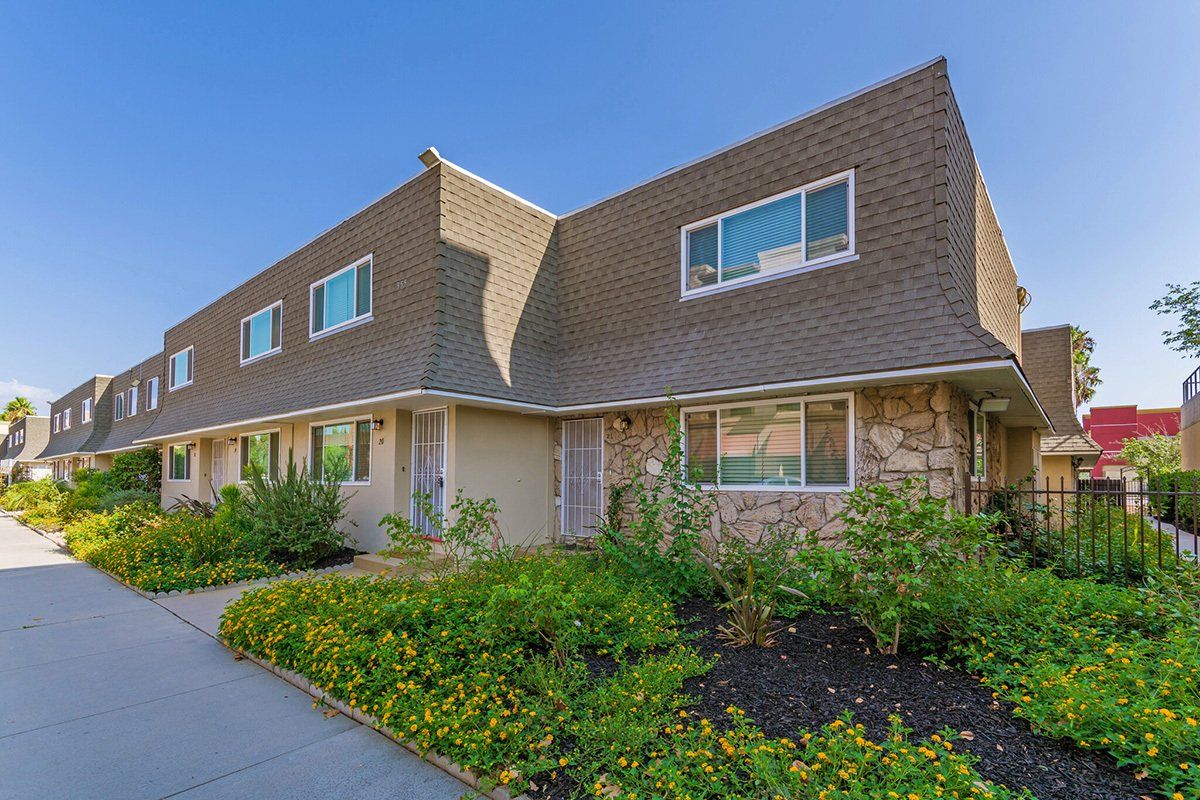 Sunshine Gardens Exterior Image
