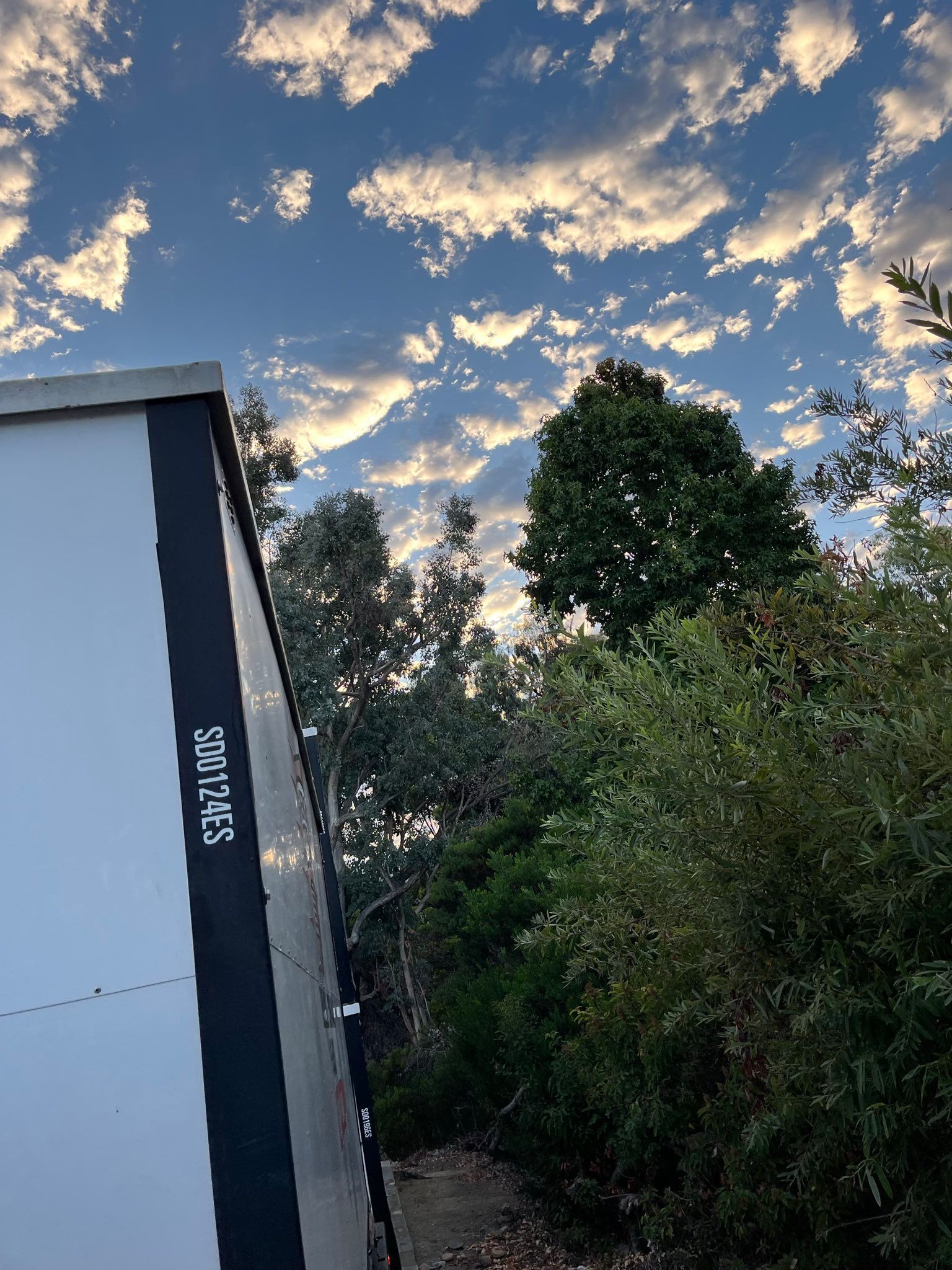 side view of an emergency storage unit