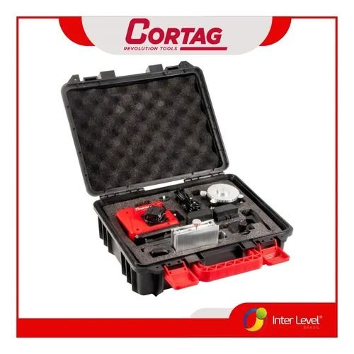 Kit de herramientas Cortag en estuche rígido negro con detalles rojos, abierto para mostrar las herramientas y accesorios.