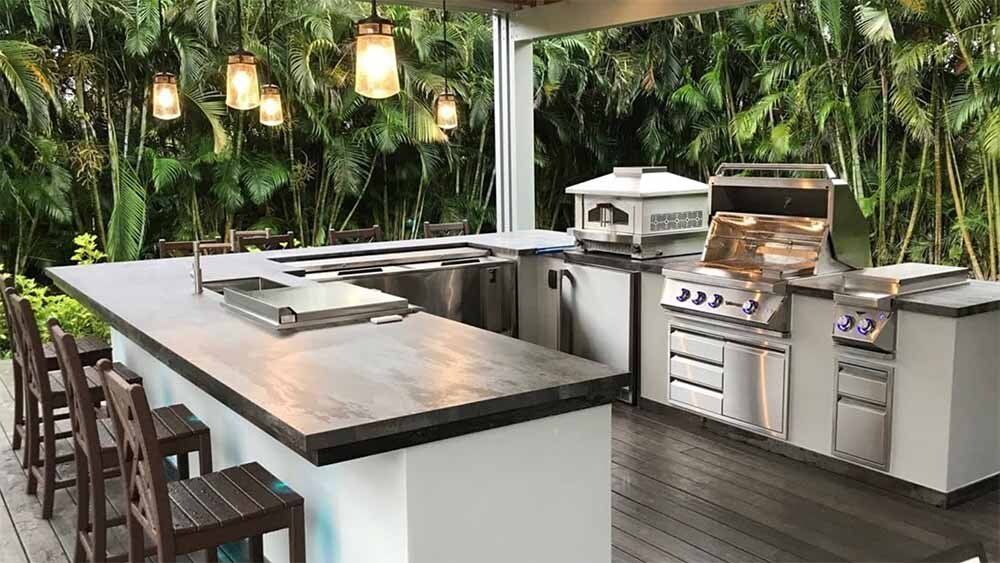 Countertop in Outdoor Kitchen