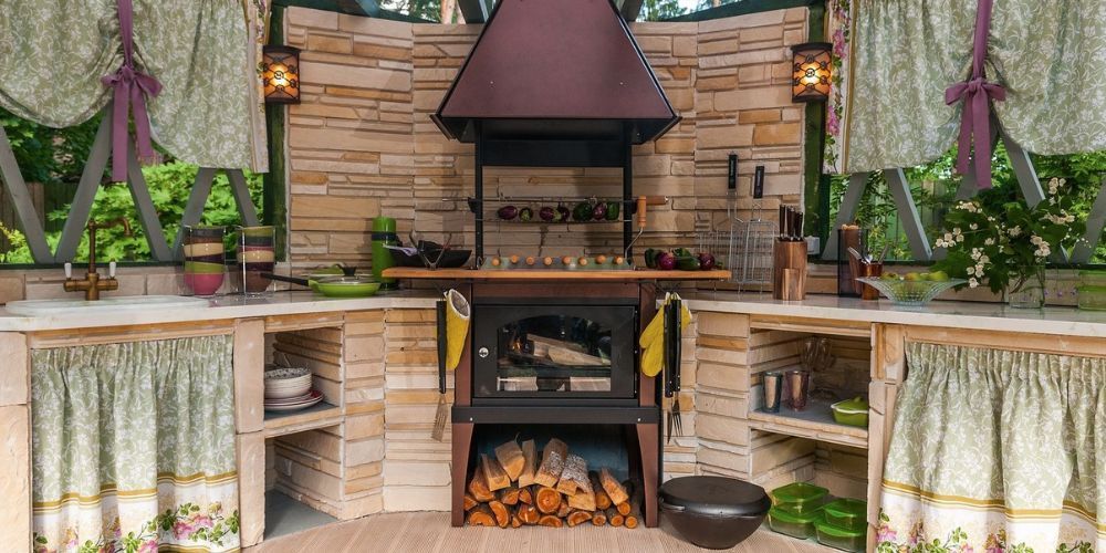 Decorative outdoor kitchen