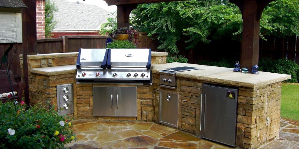 outdoor-kitchen