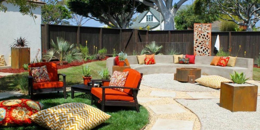 backyard-seating-area