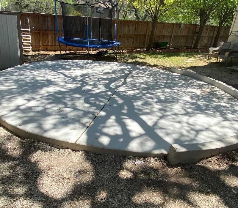 backyard concrete patio