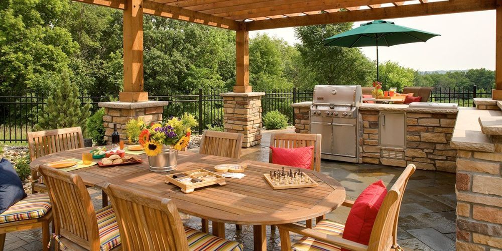 outdoor-kitchen